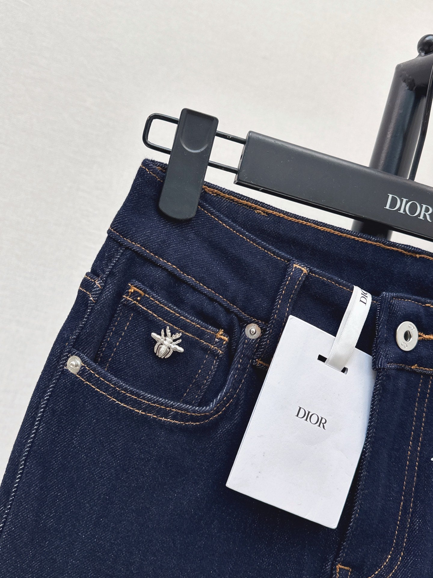 26FW New Stretch Slim-Fit Micro-Flared Jeans 🩵