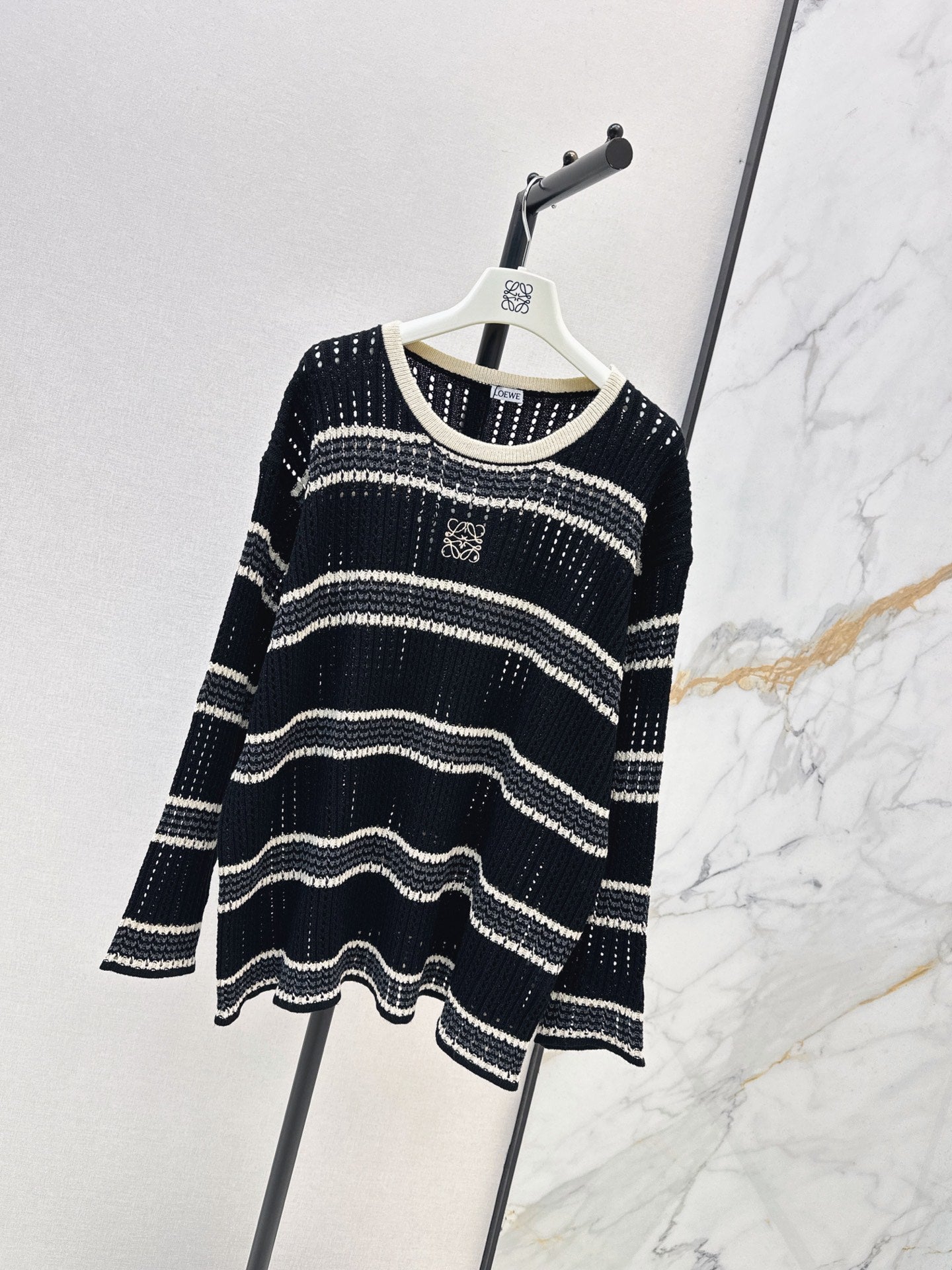 26FW Loose-fit Striped Long-sleeve Knit Top with New Logo Embroidery 🤍