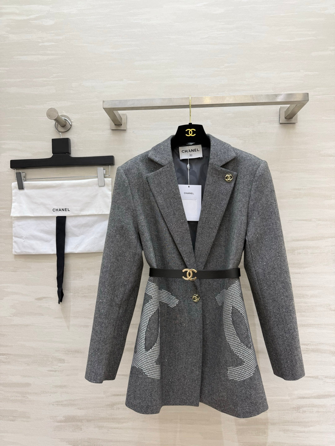 🔥Highest Quality🔥26FW New Grey Shimmer Waist-Defining Blazer (Belt Included) 🤍