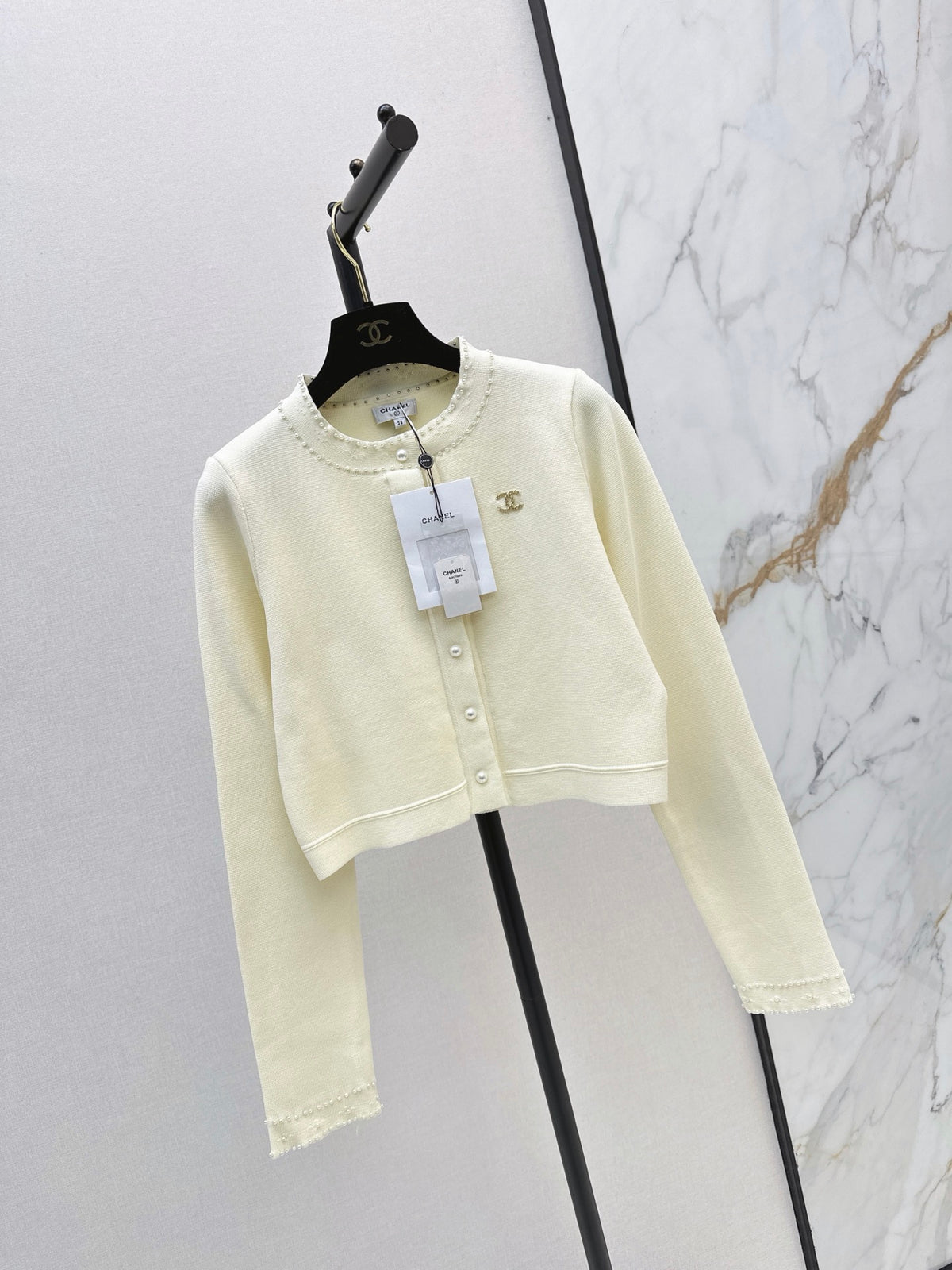 26FW New Beaded Knit Long-Sleeve Cardigan 🤍