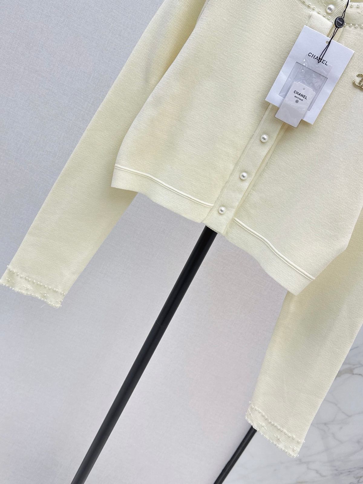 26FW New Beaded Knit Long-Sleeve Cardigan 🤍