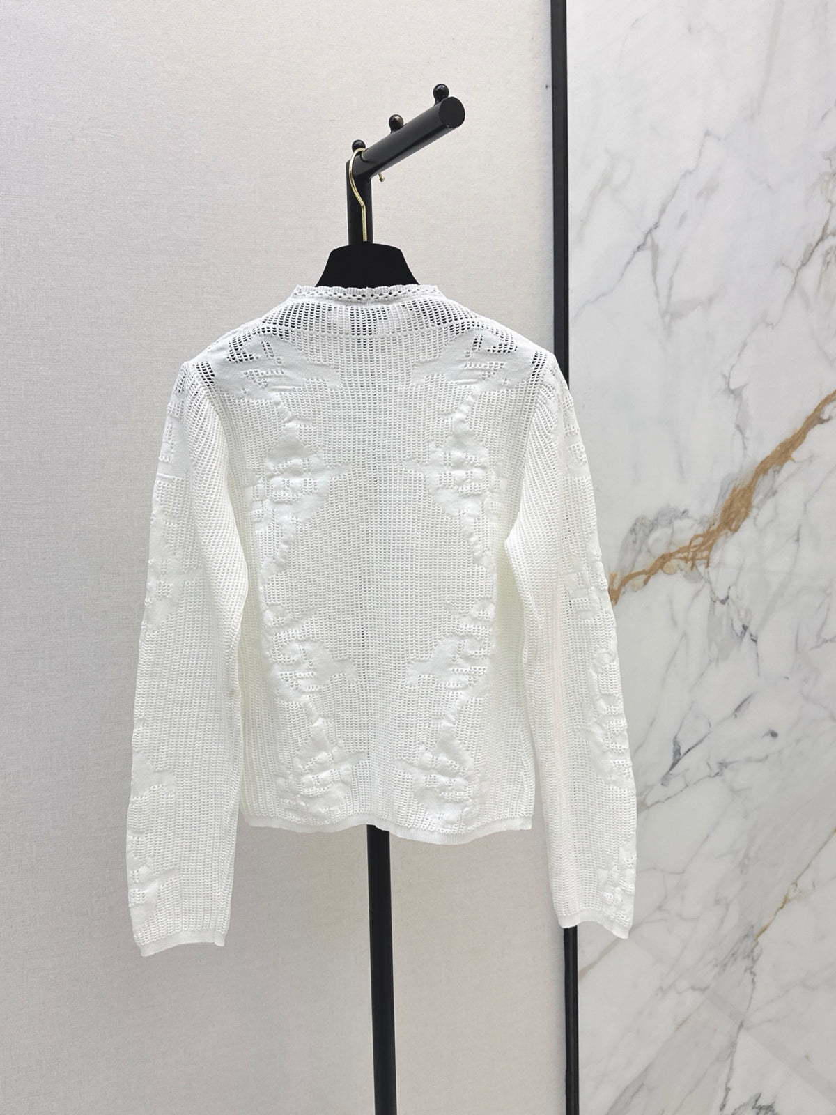 26FW New Cut-out Floral Jacquard Knit Cardigan 🤍