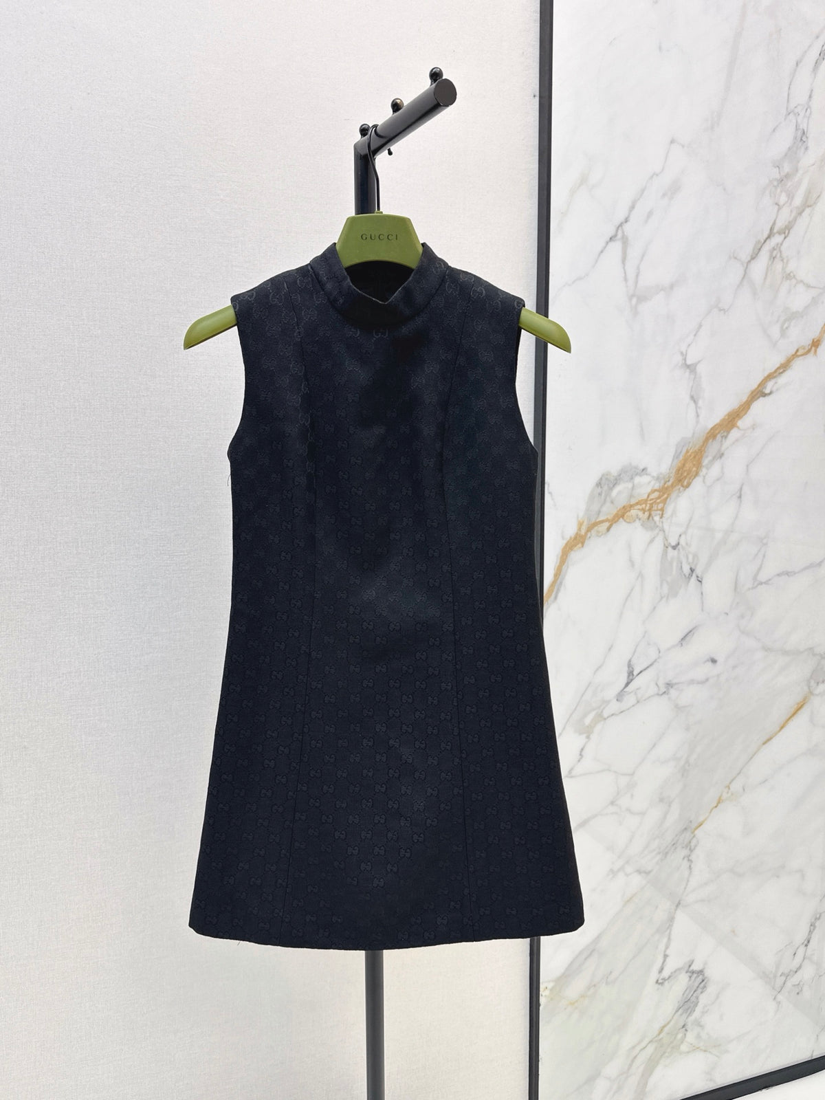 26FW New Stand-Collar Sleeveless Logo Jacquard Dress 🖤