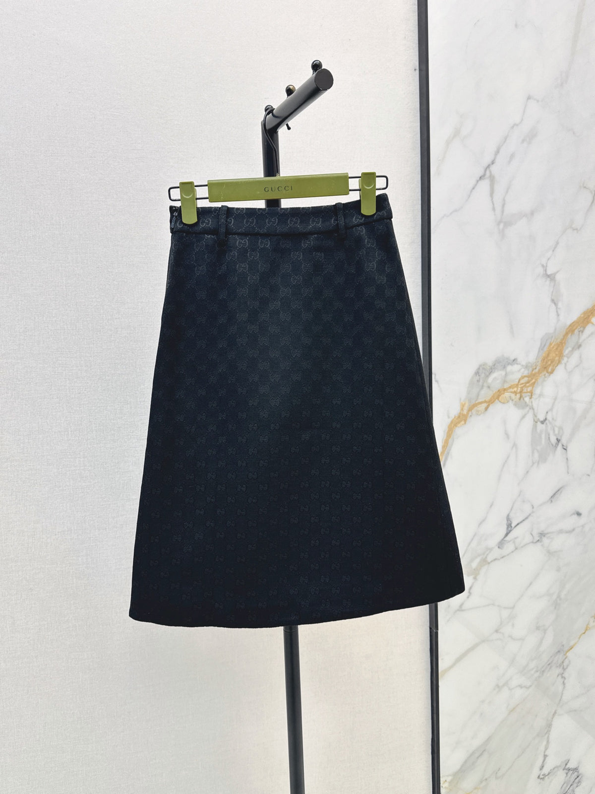 26FW New Mid-Length Skirt with Tonal Logo Monogram 🖤