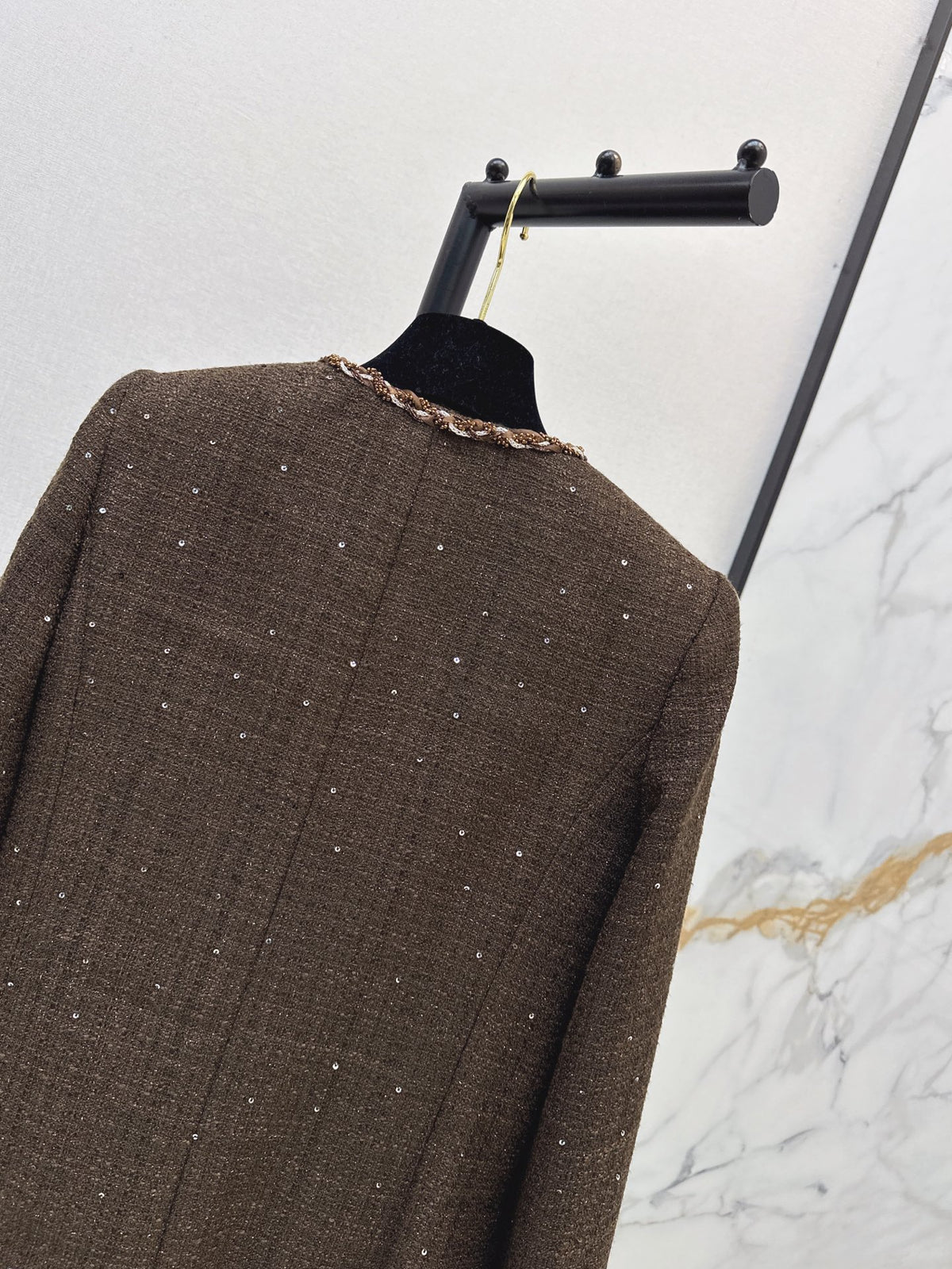 26FW New Knit Jacket with Crew Neck and Contrast Piping 🤍