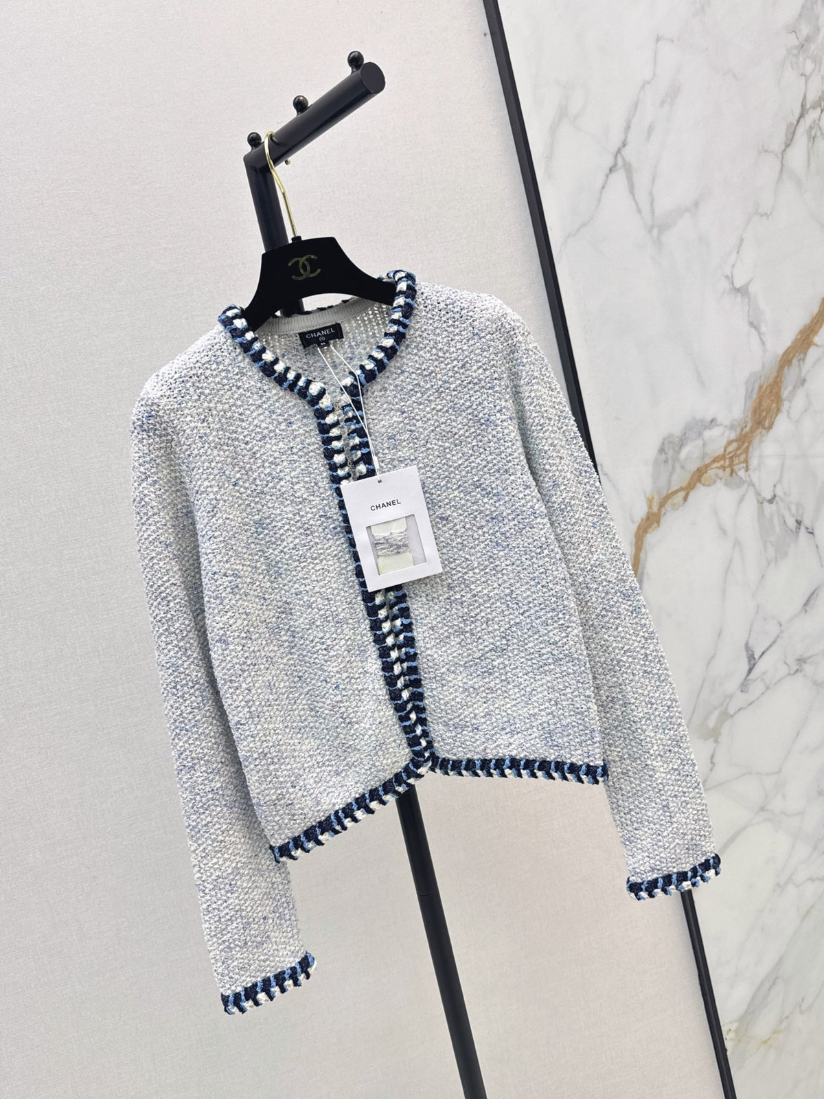 26FW New Knitted Cardigan with Braided Piping 💙