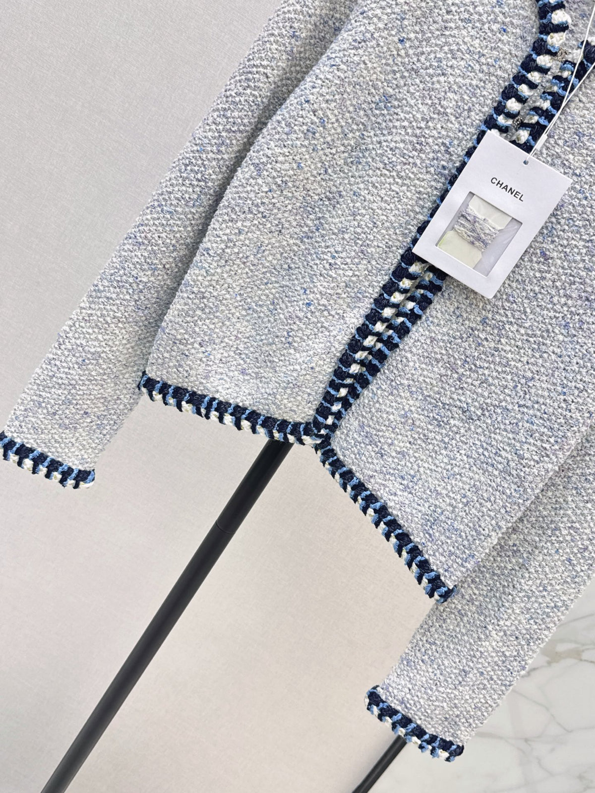 26FW New Knitted Cardigan with Braided Piping 💙