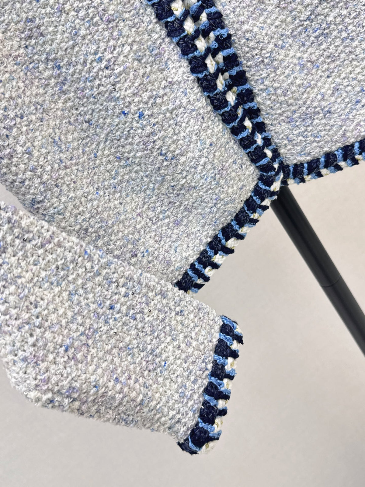 26FW New Knitted Cardigan with Braided Piping 💙