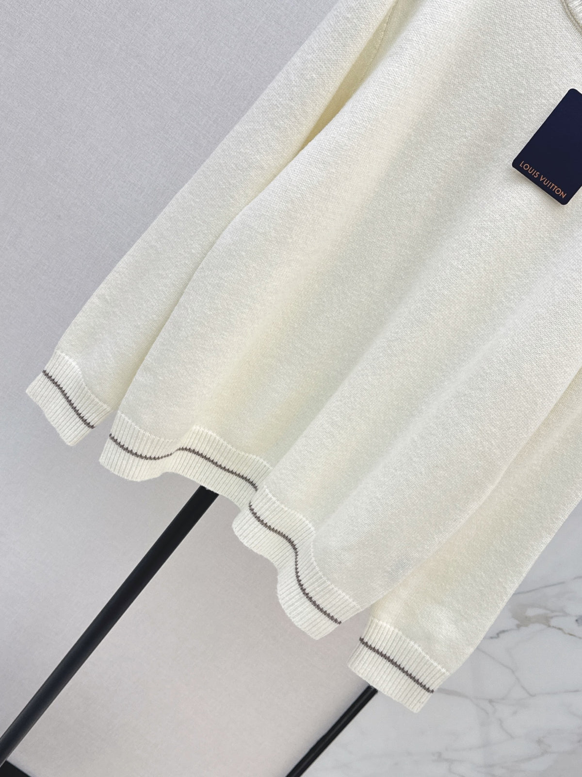 🔥Highest Quality🔥26FW New Crew-Neck Knit Sweater 🤍