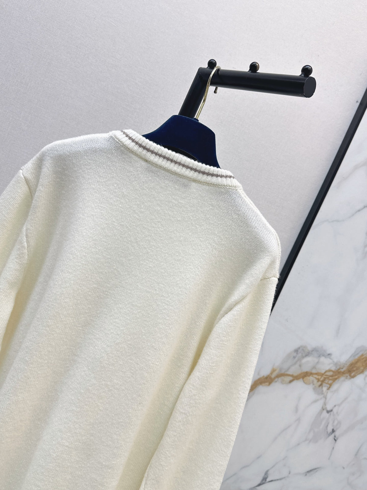 🔥Highest Quality🔥26FW New Crew-Neck Knit Sweater 🤍