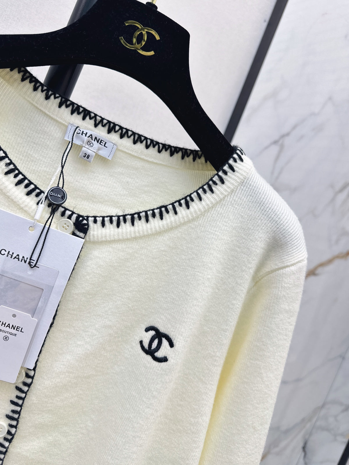 26FW New Crew-Neck Knit Cardigan 🤍