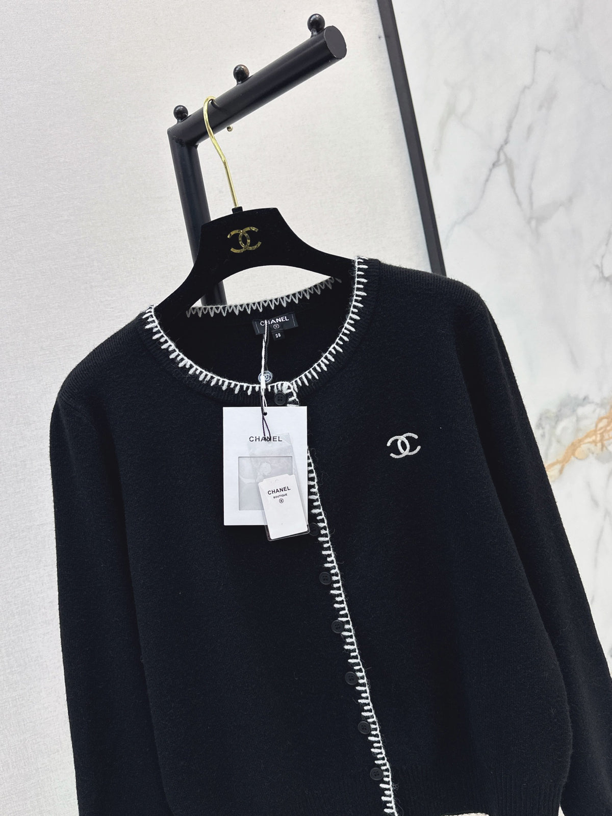 26FW New Crew-Neck Knit Cardigan 🤍