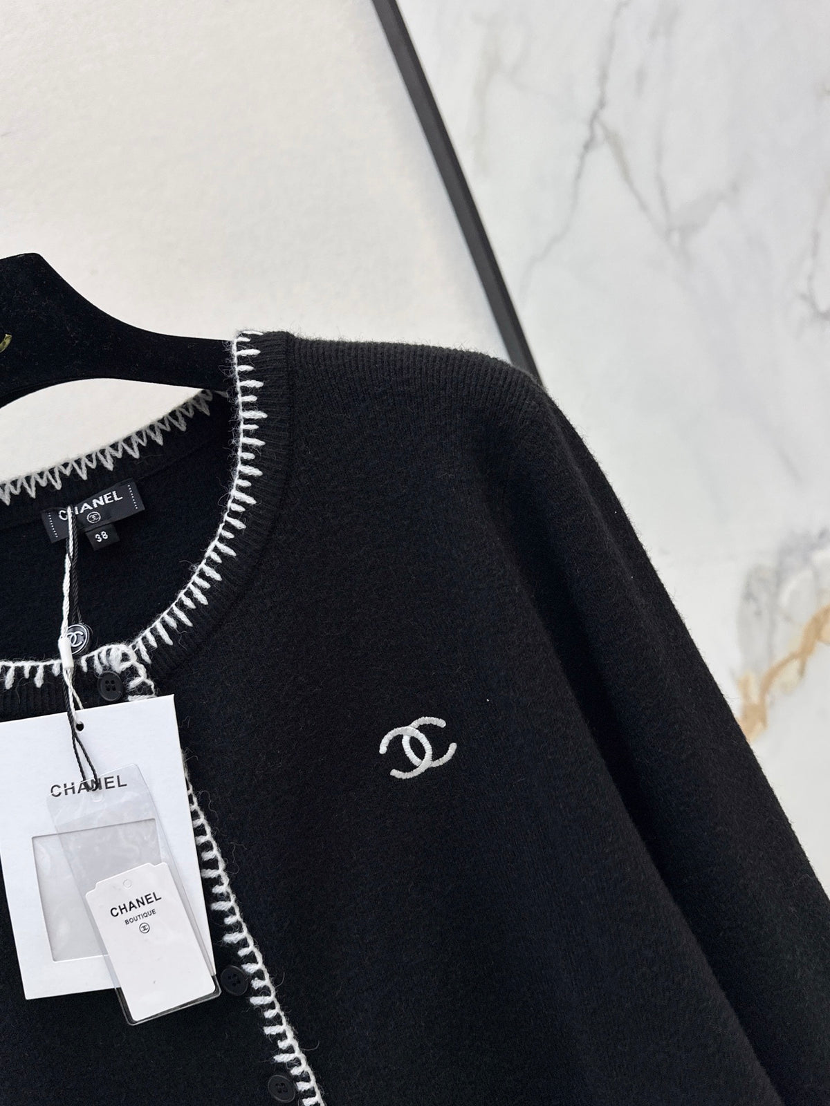 26FW New Crew-Neck Knit Cardigan 🤍