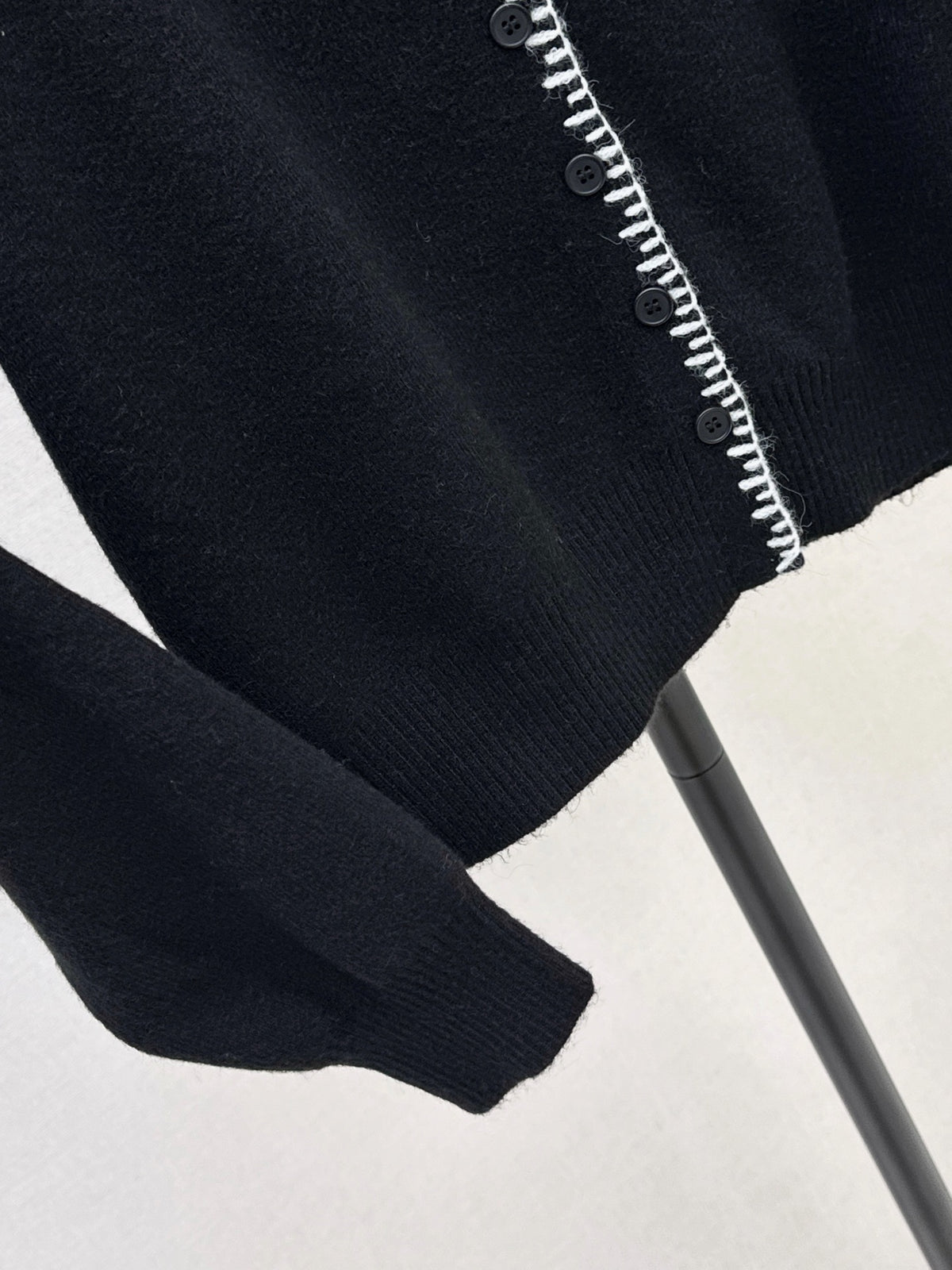 26FW New Crew-Neck Knit Cardigan 🤍