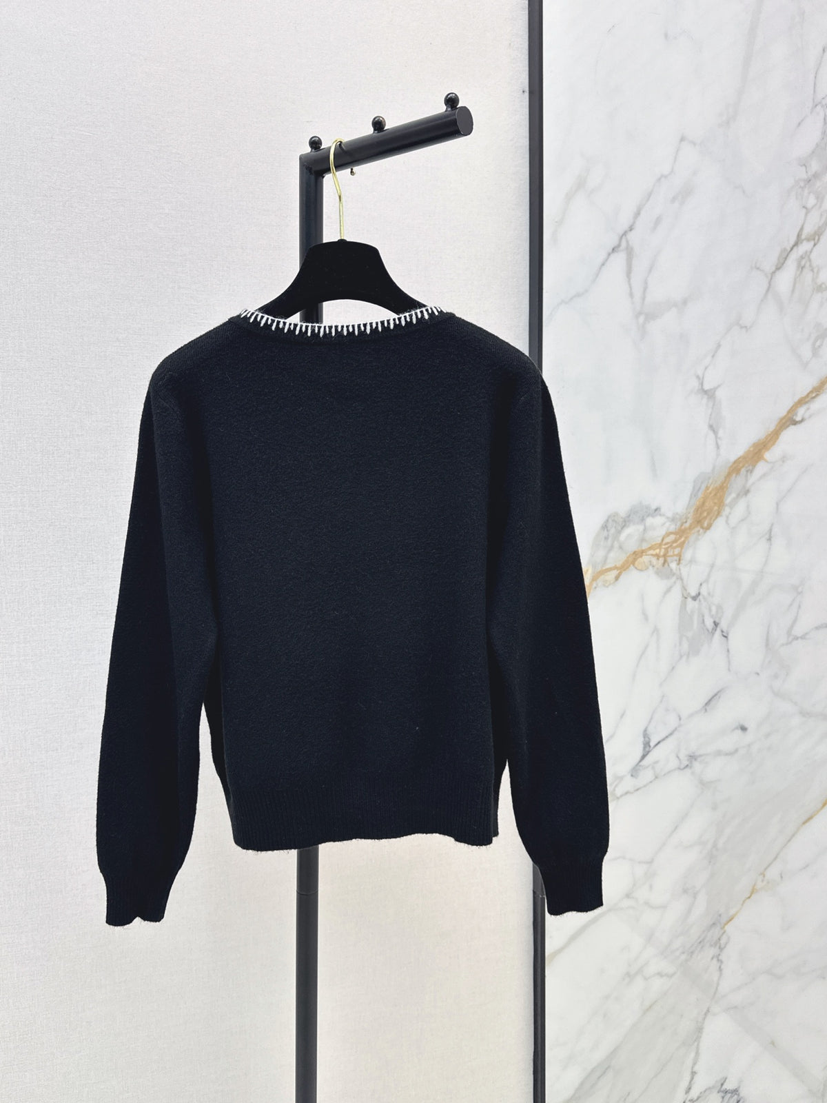 26FW New Crew-Neck Knit Cardigan 🤍