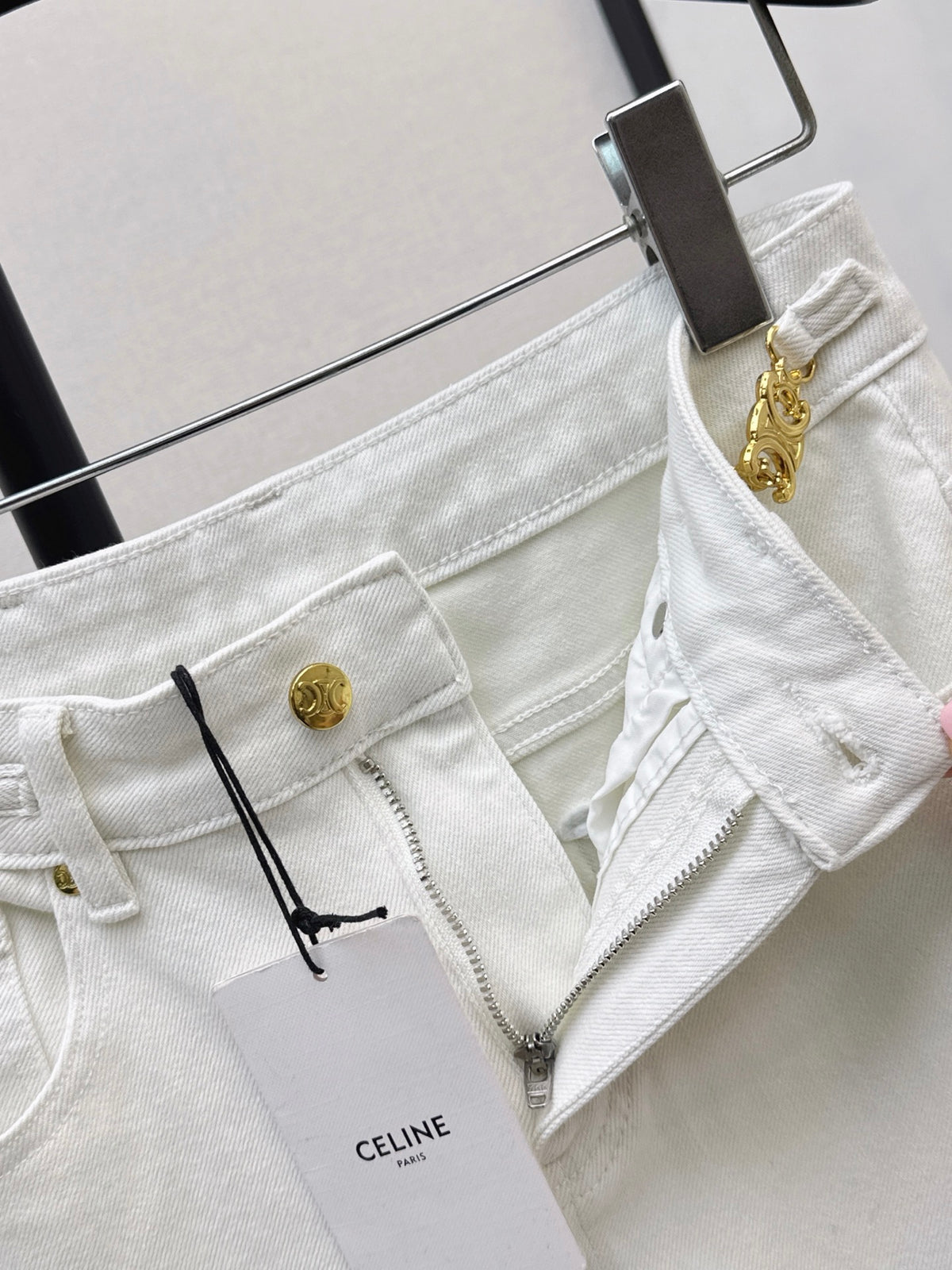 26FW New Vintage-Wash Denim Jeans 🩵