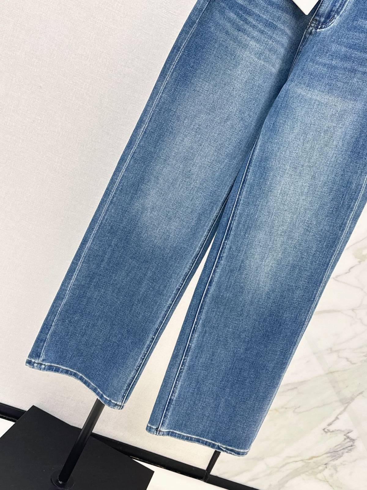 26FW New Vintage-Wash Denim Jeans 🩵