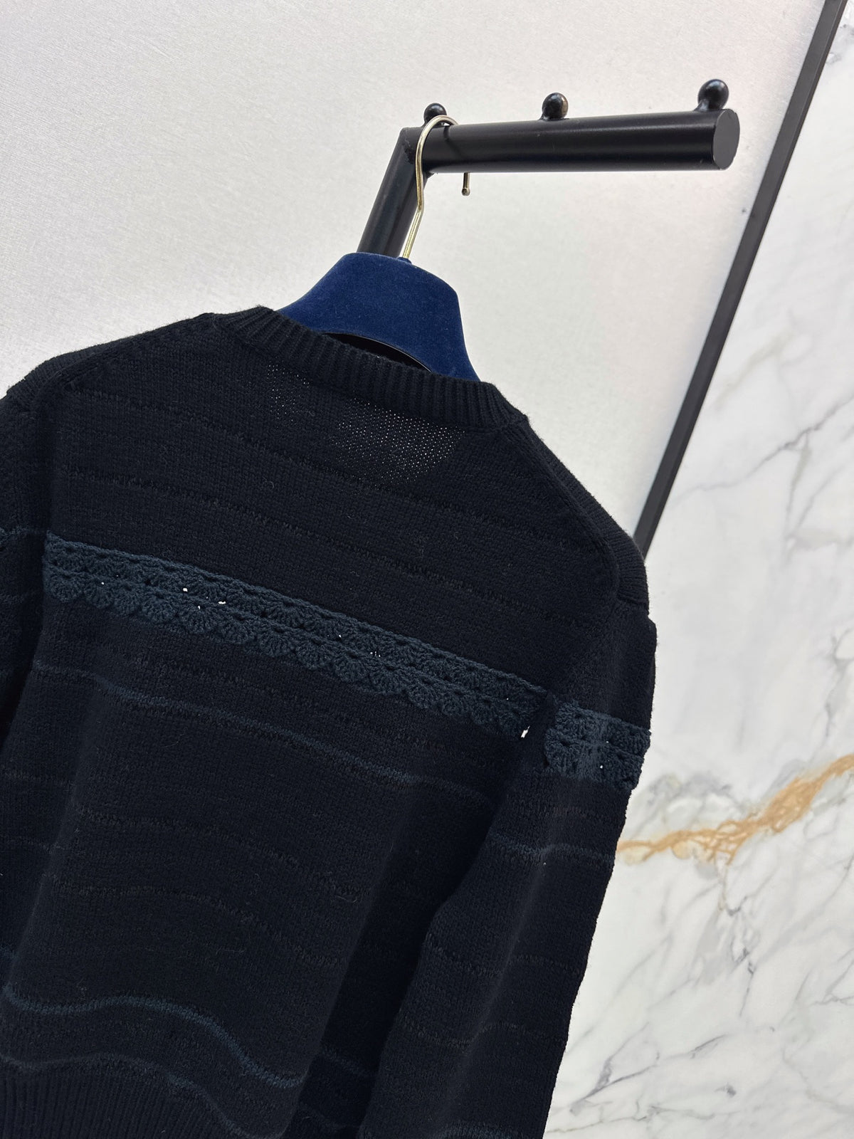 26FW New Lace-Trimmed Sleeve Cardigan 🖤