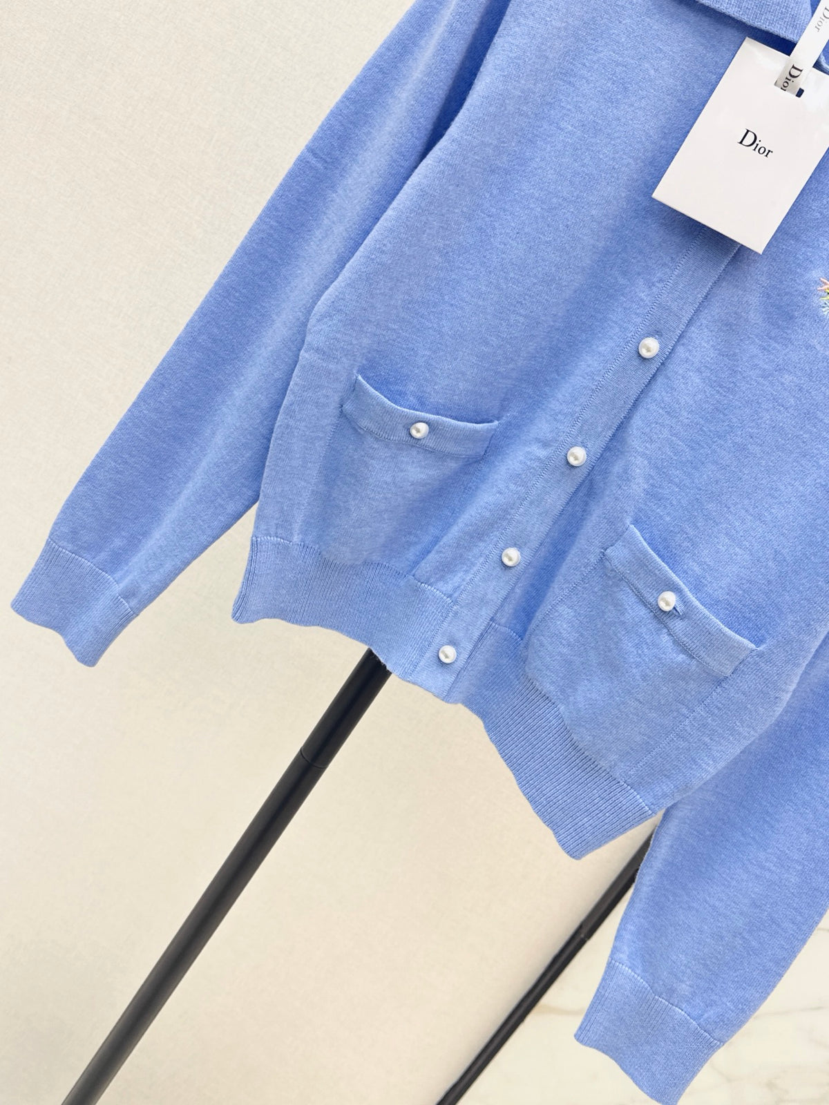 26FW New Collared Long-Sleeve Knit Cardigan 🩵