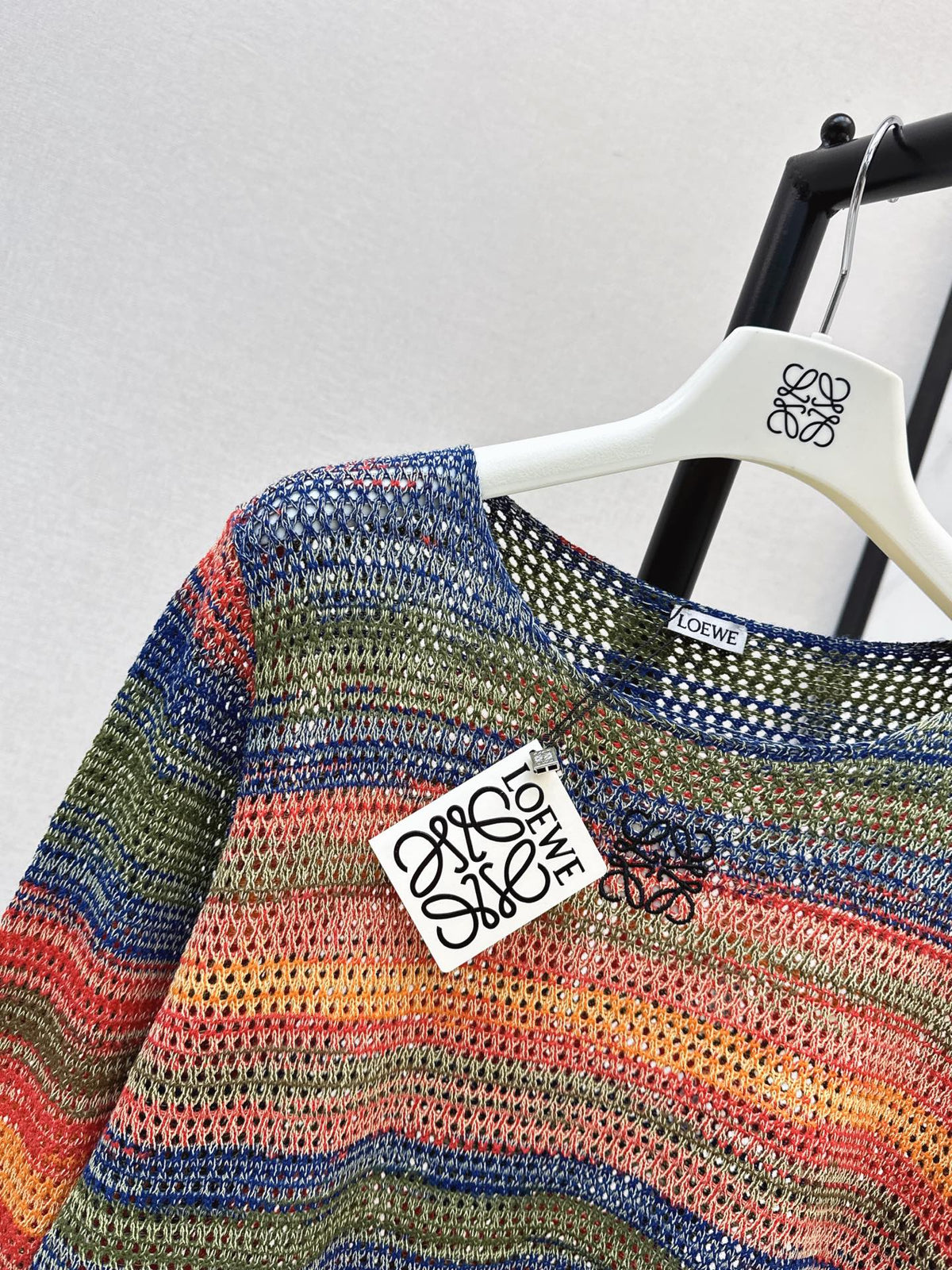 26FW New Striped Cut-Out Crew-Neck Knit Top 🖤