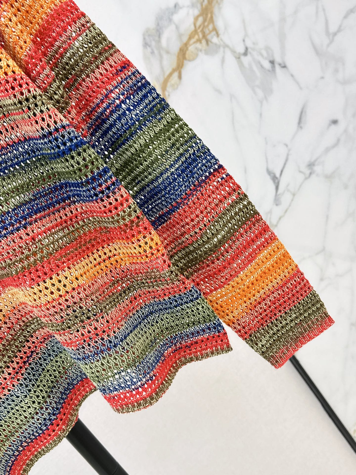 26FW New Striped Cut-Out Crew-Neck Knit Top 🖤