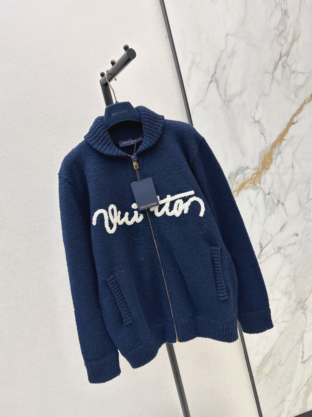26FW New Collared Knit Cardigan 🖤