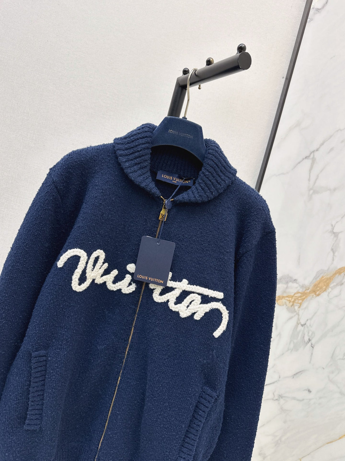 26FW New Collared Knit Cardigan 🖤