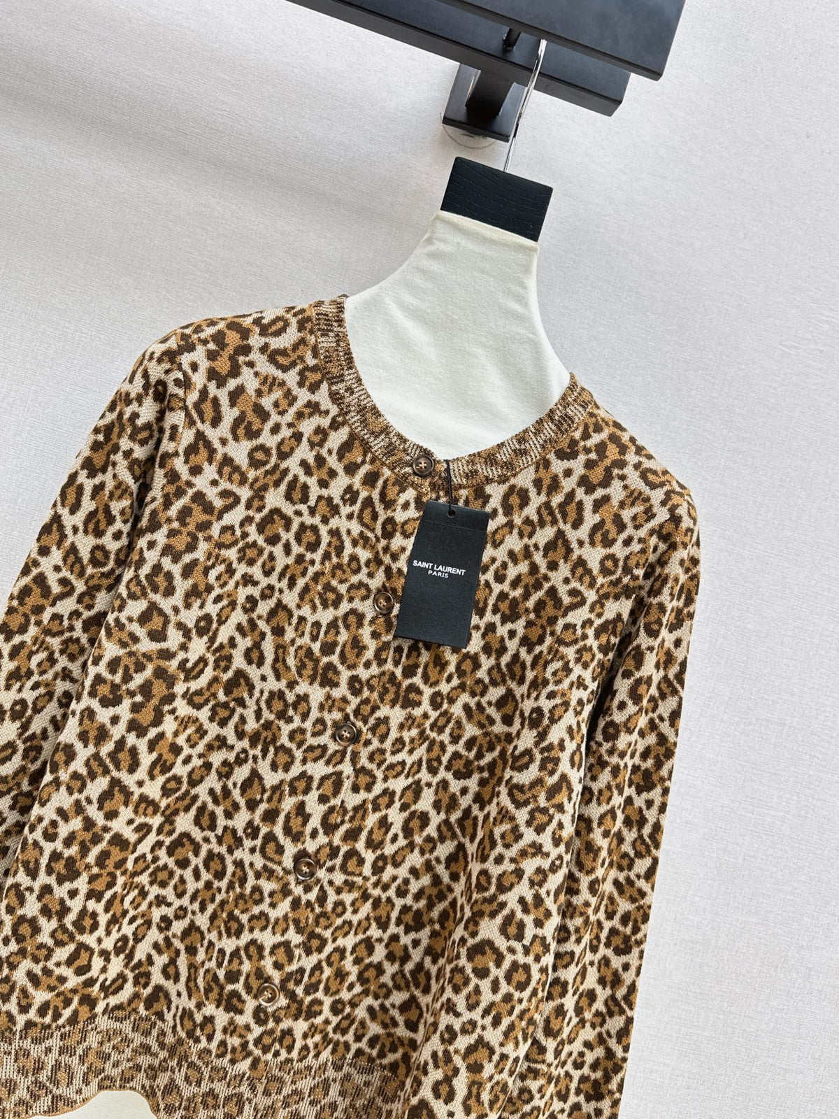 26FW New Leopard Print Crew-Neck Cardigan 🤎
