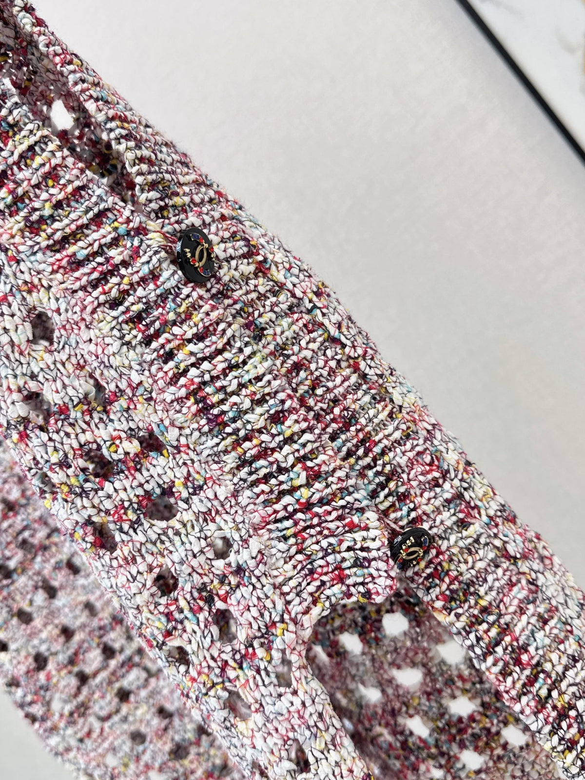 26FW New Cut-out Tank Top with Speckled Detail 🤍