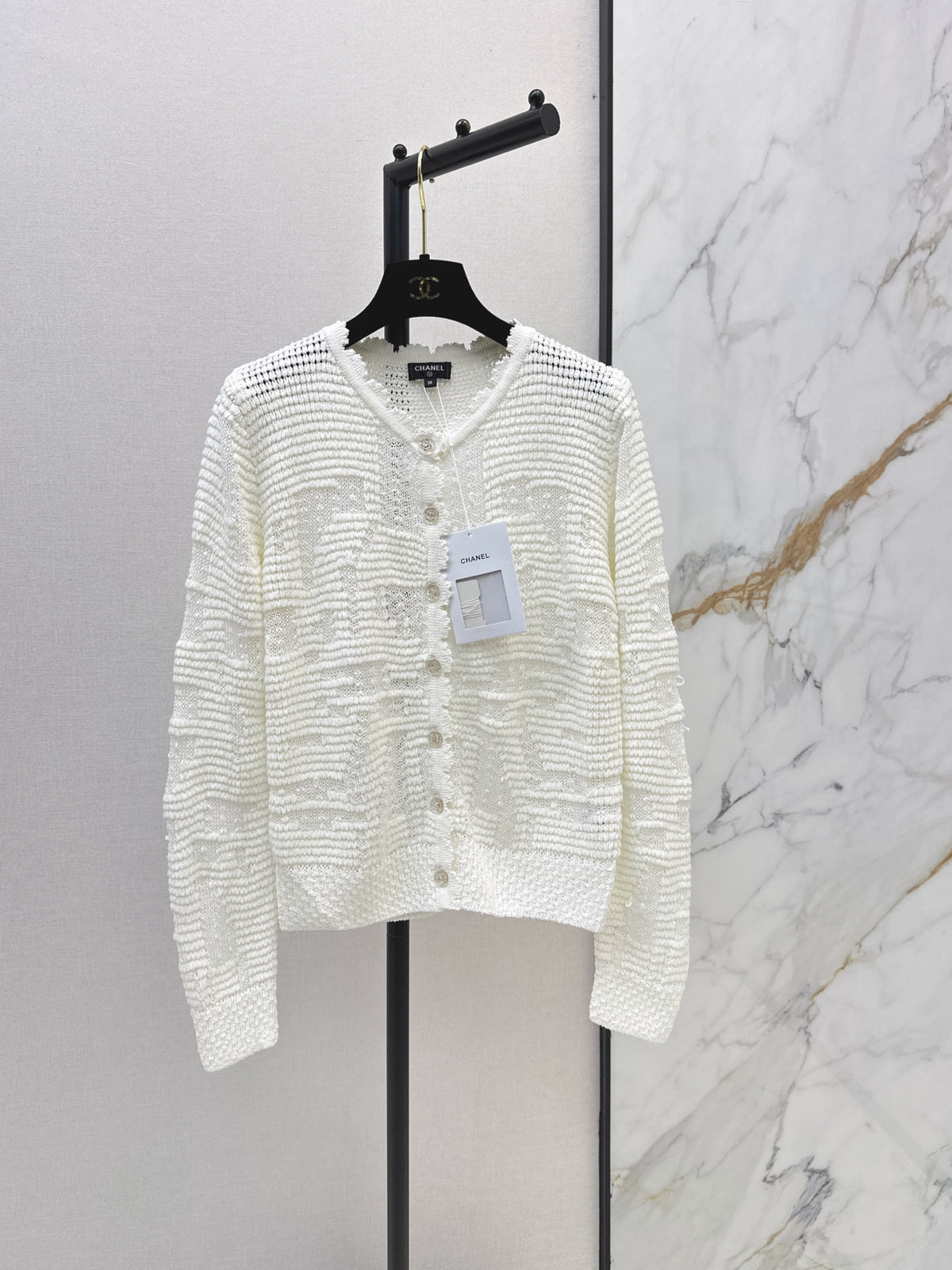 26FW New White Cut-Out Cardigan 🤍