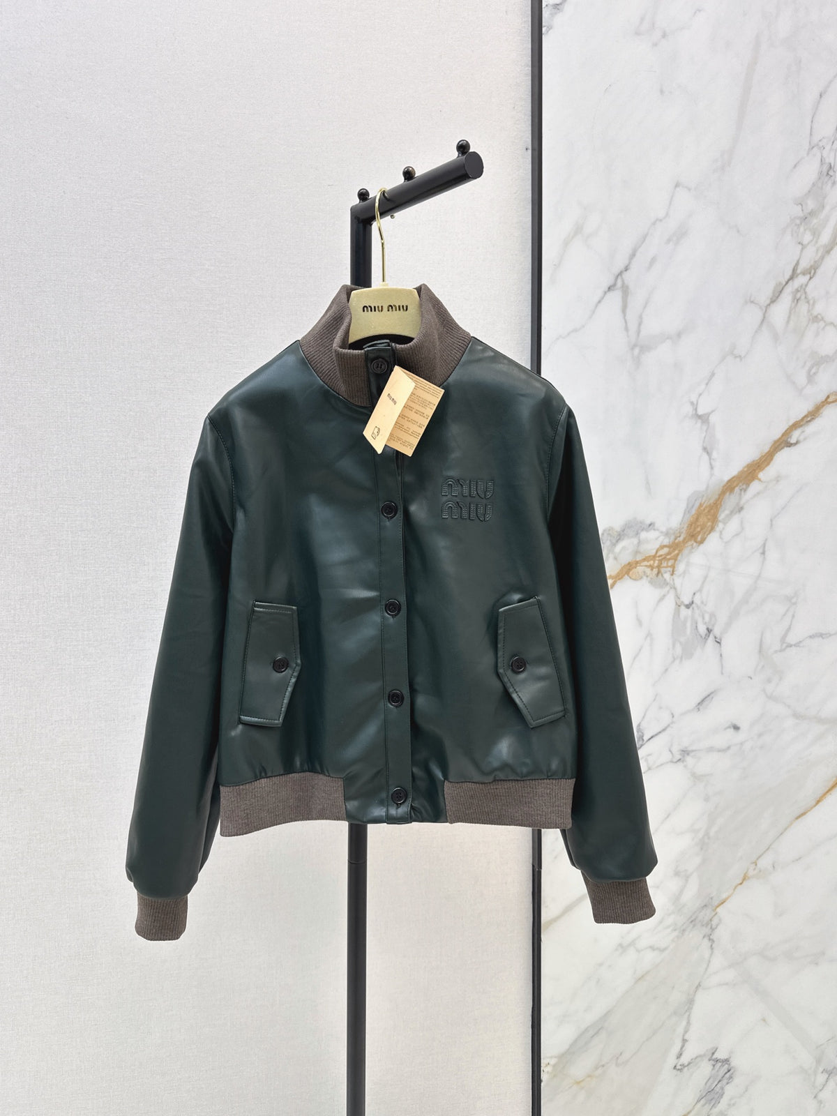 🔥Highest Quality🔥26FW New Ribbed-Panel Logo Jacket 🖤
