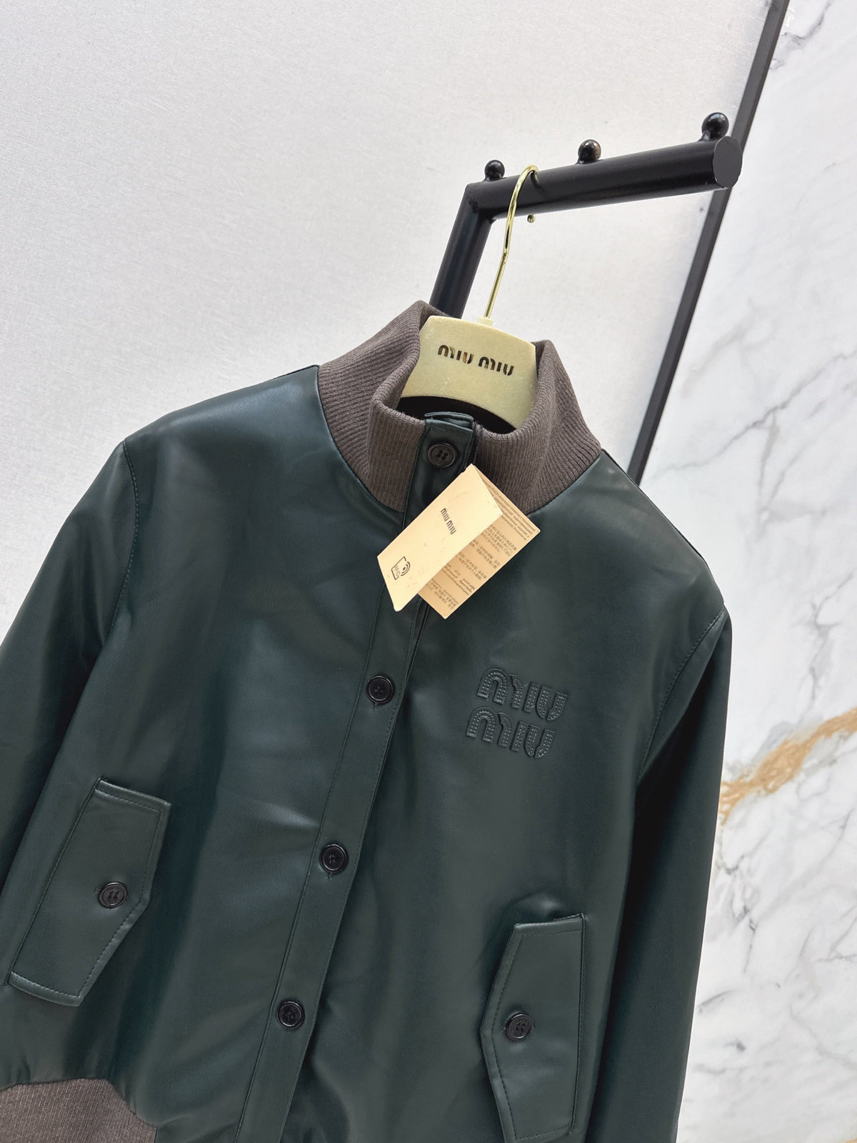🔥Highest Quality🔥26FW New Ribbed-Panel Logo Jacket 🖤