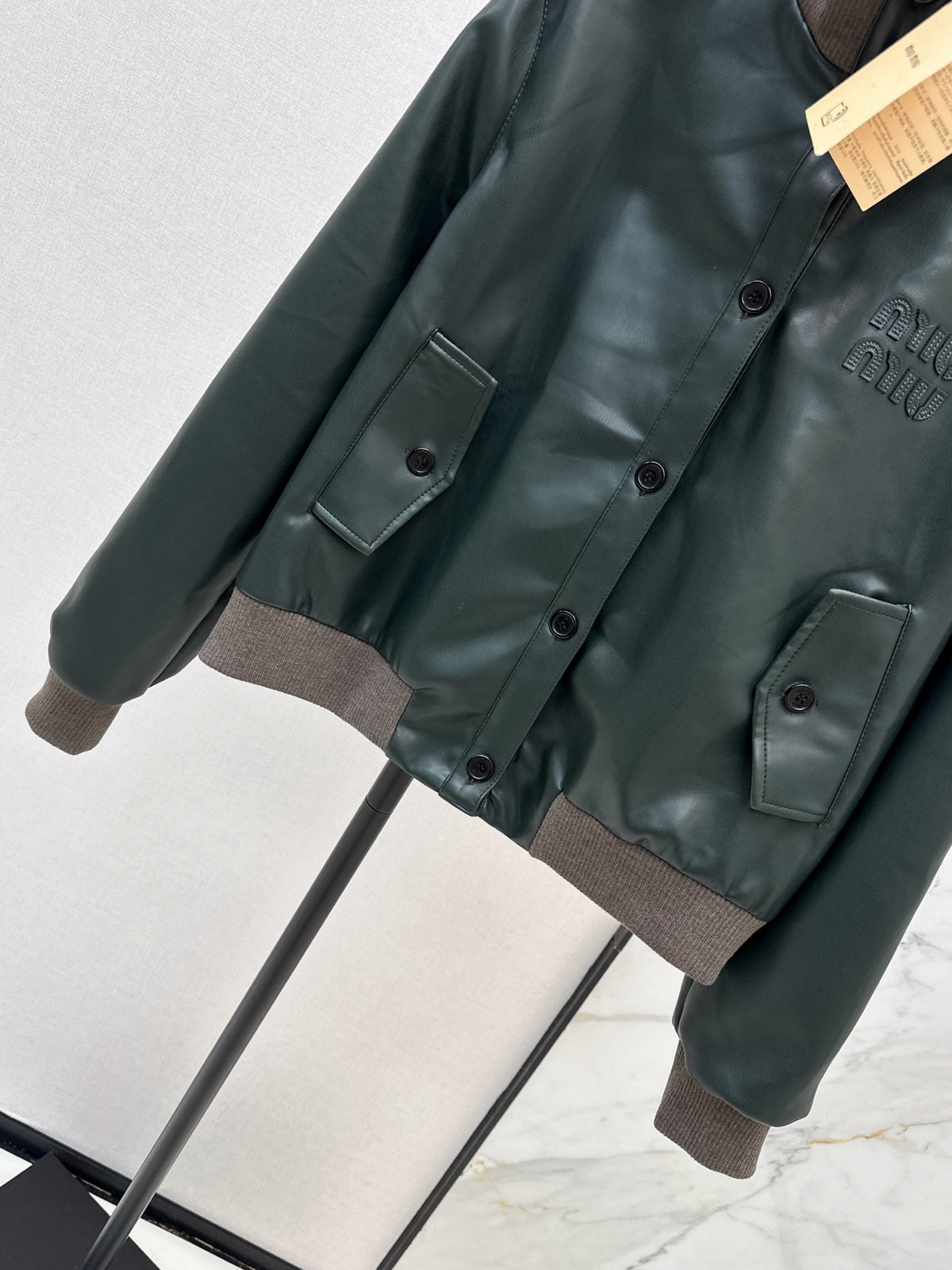 🔥Highest Quality🔥26FW New Ribbed-Panel Logo Jacket 🖤
