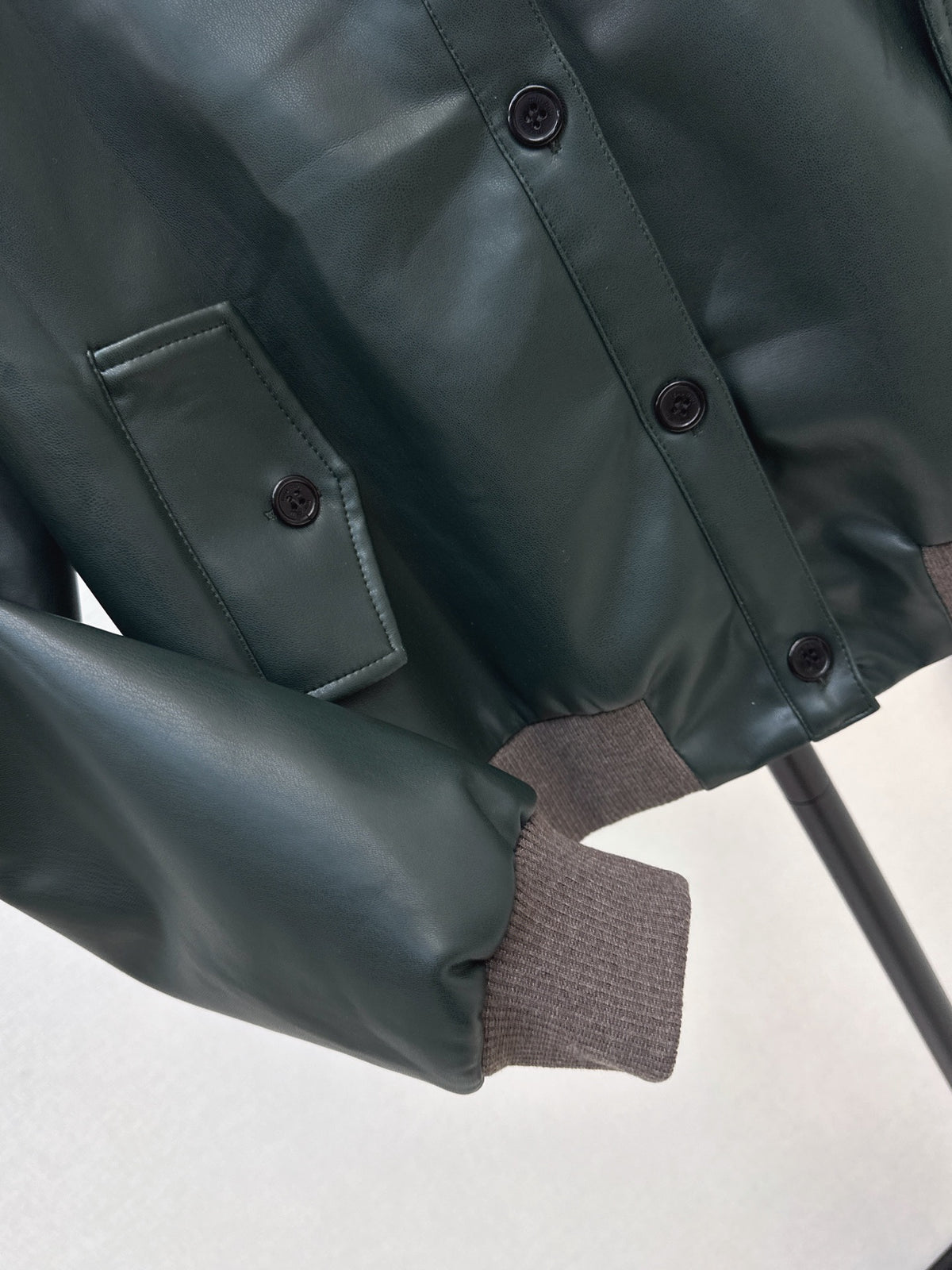 🔥Highest Quality🔥26FW New Ribbed-Panel Logo Jacket 🖤