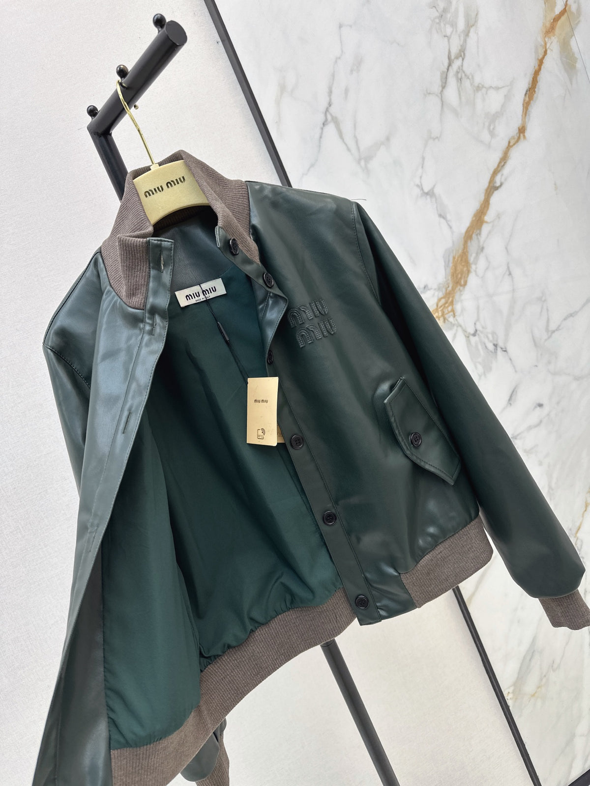 🔥Highest Quality🔥26FW New Ribbed-Panel Logo Jacket 🖤