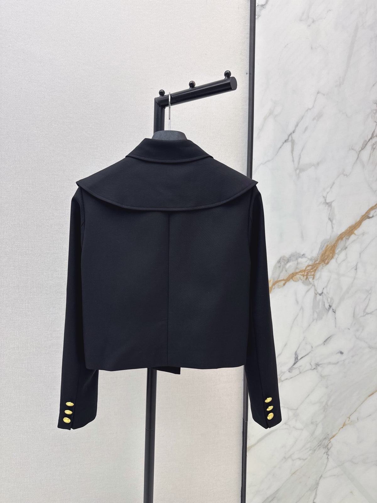 26FW New Cropped Collared Jacket 🖤