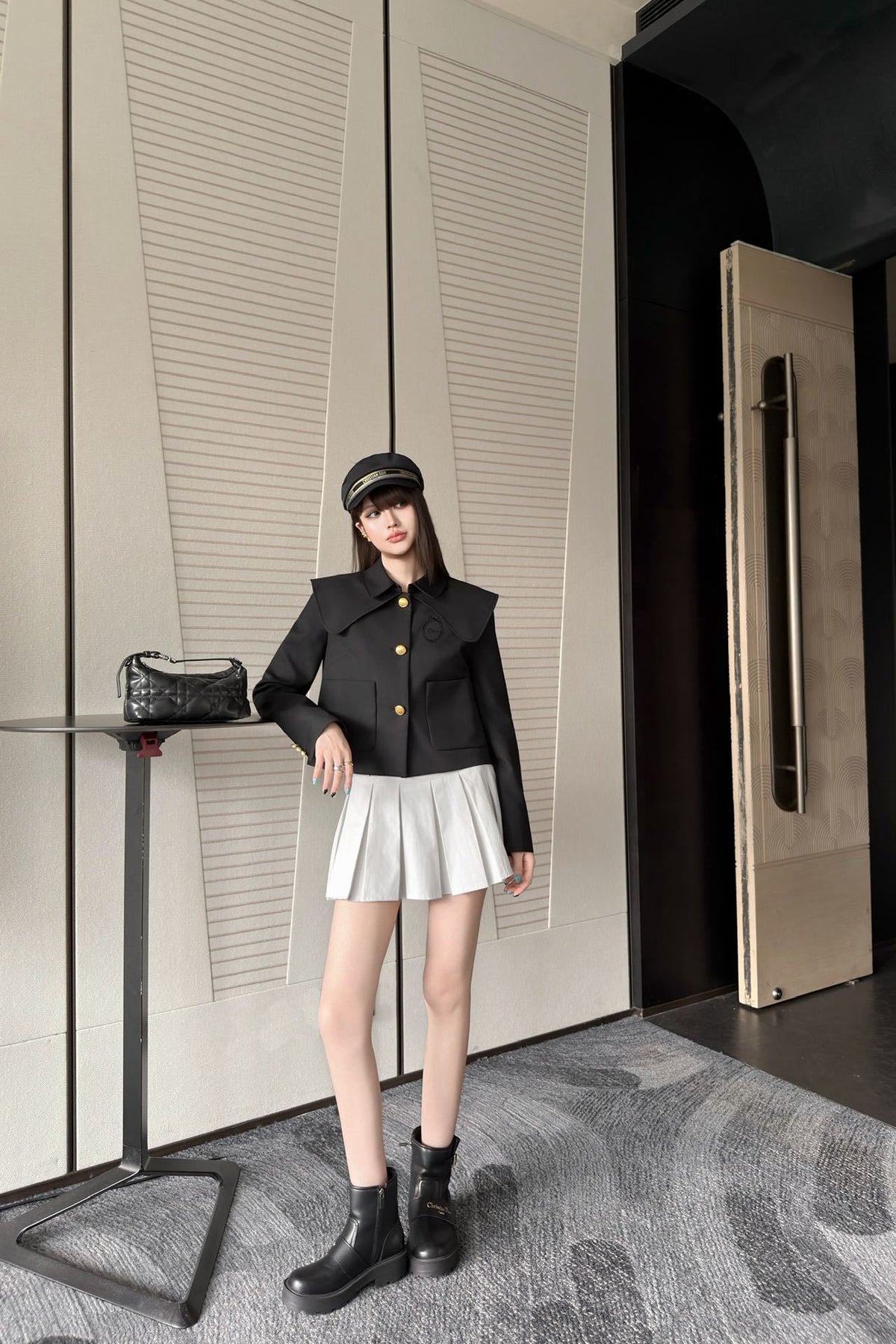26FW New Cropped Collared Jacket 🖤