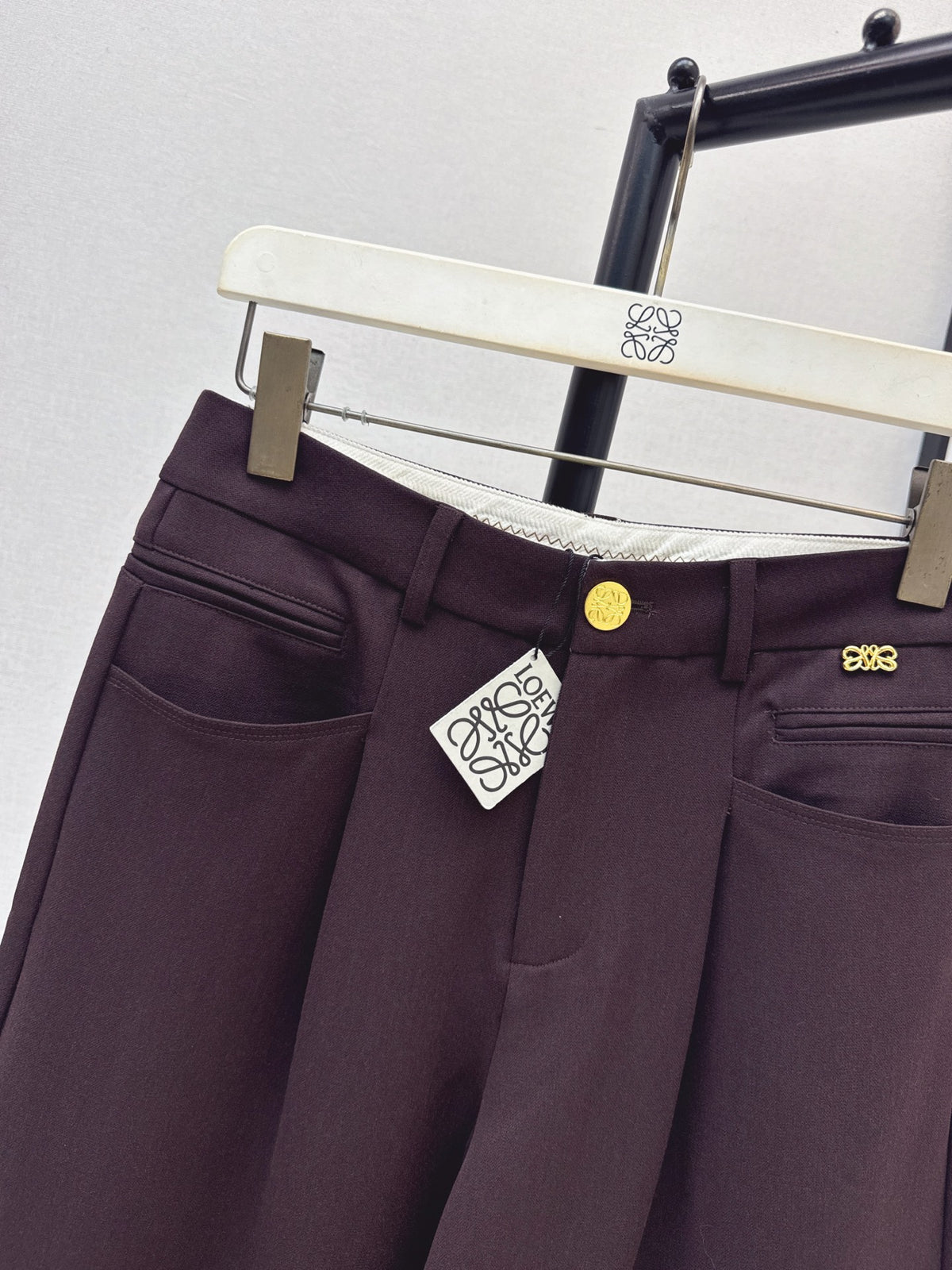 26FW New Straight-Leg Trousers with Hardware Detail 🖤