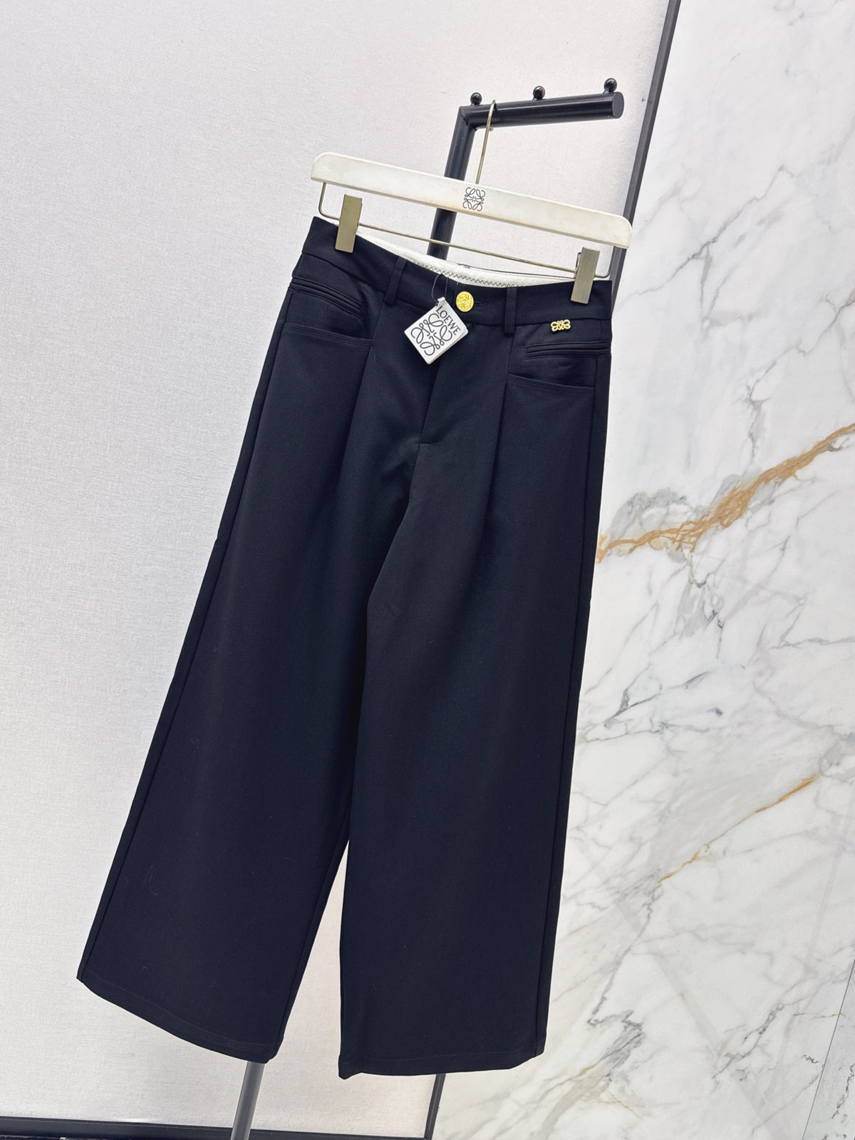 26FW New Straight-Leg Trousers with Hardware Detail 🖤