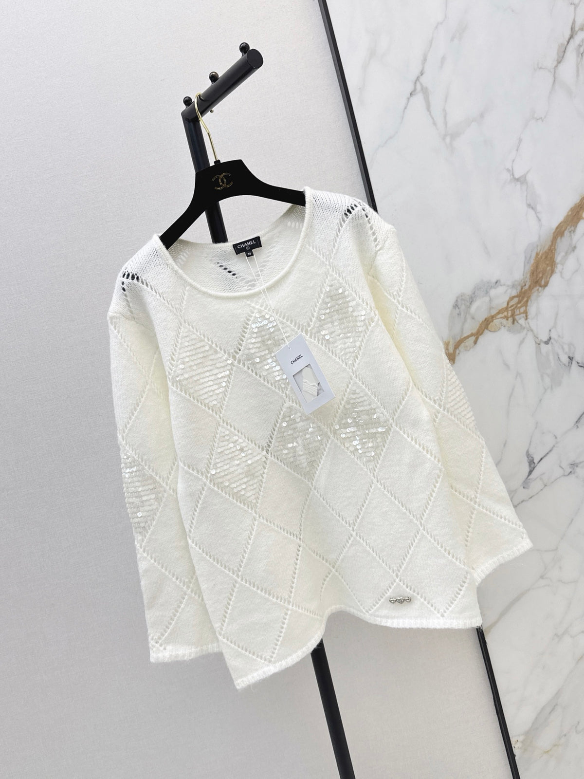 26FW New Off-White Diamond-Quilted Sequin Knit Top 🤍