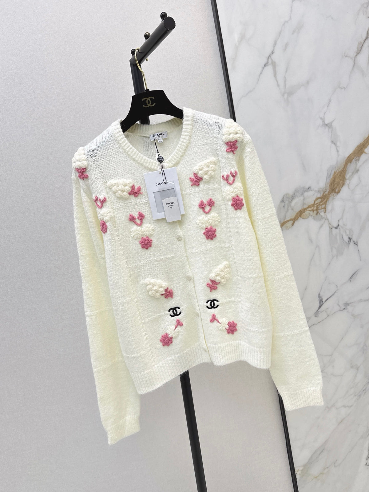 26FW New Floral Knit Cardigan 🤍