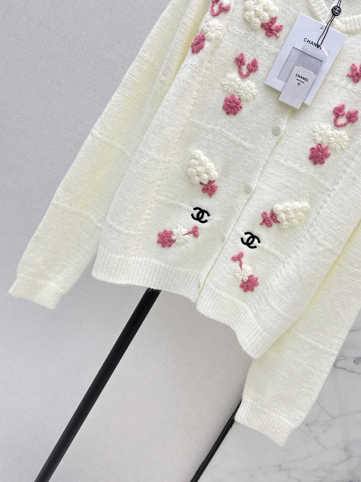 26FW New Floral Knit Cardigan 🤍