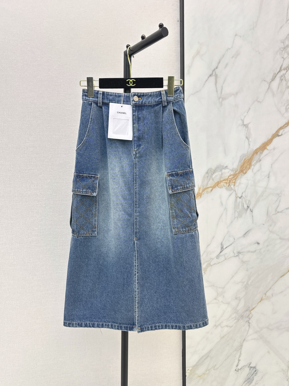 26FW New Denim Midi Skirt with Side Pockets 🖤
