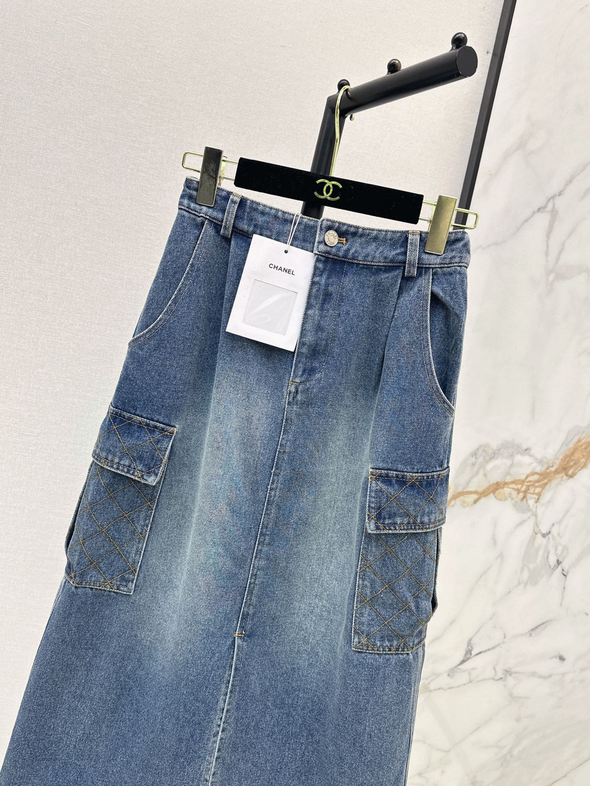 26FW New Denim Midi Skirt with Side Pockets 🖤