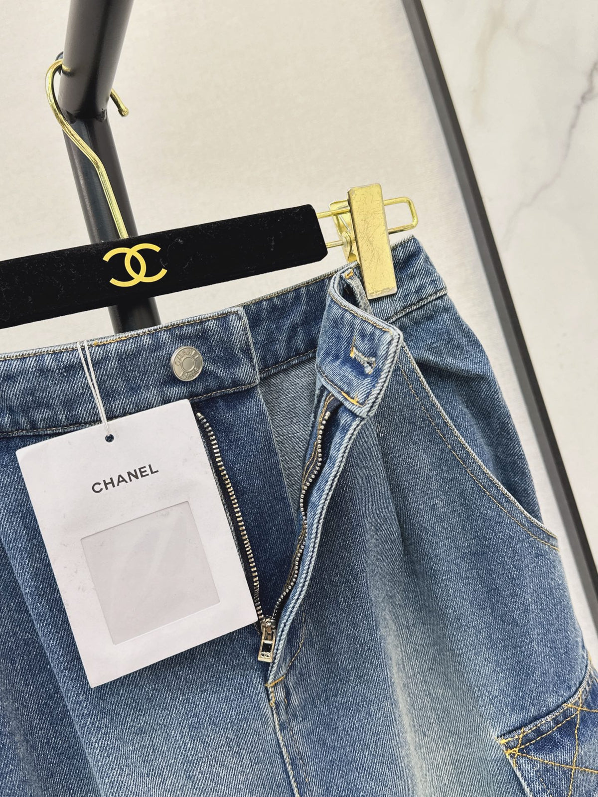 26FW New Denim Midi Skirt with Side Pockets 🖤