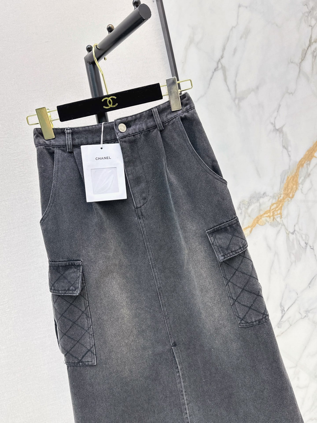 26FW New Denim Midi Skirt with Side Pockets 🖤