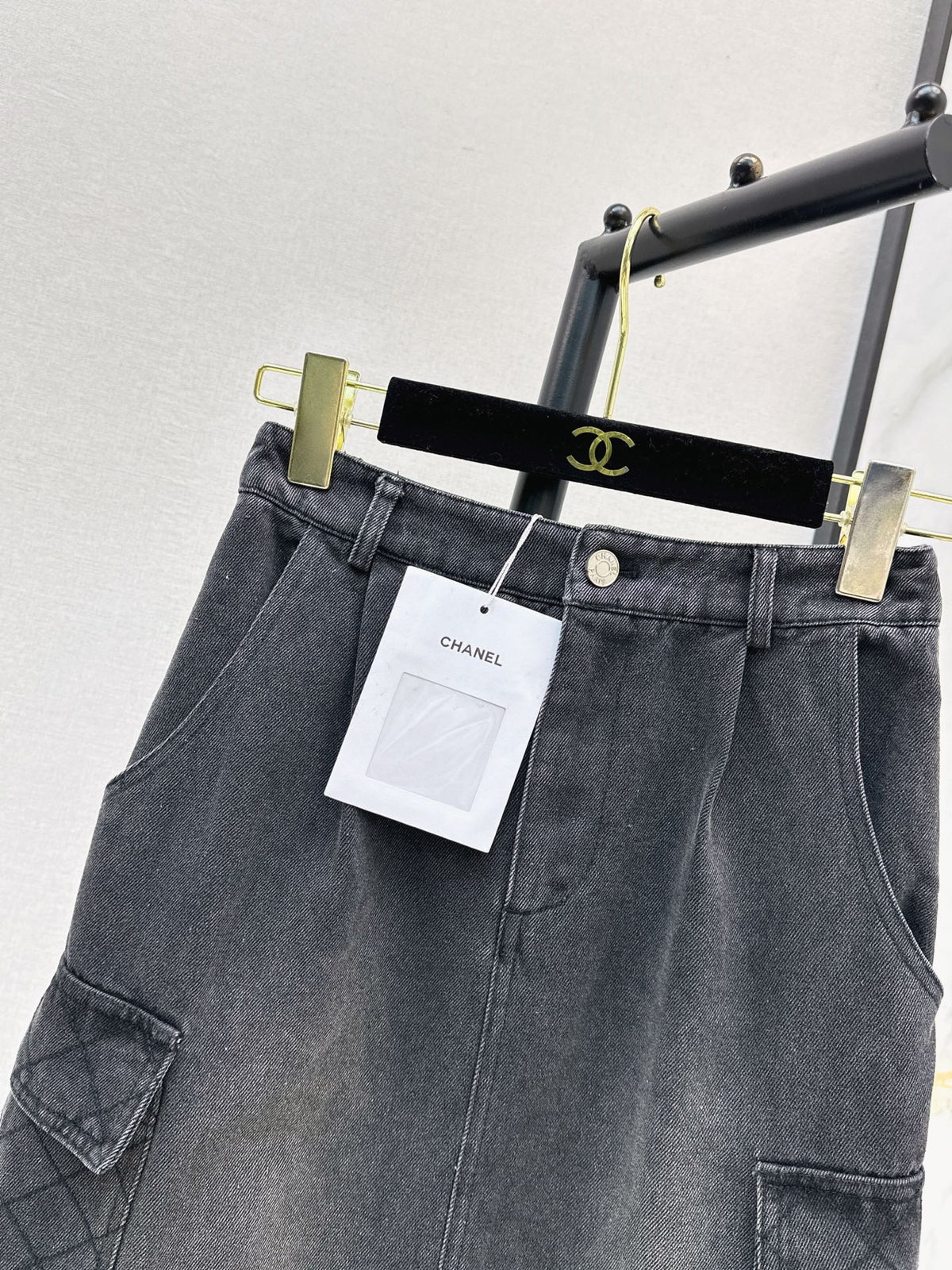 26FW New Denim Midi Skirt with Side Pockets 🖤