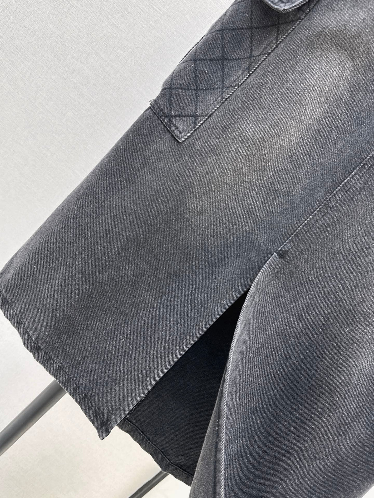 26FW New Denim Midi Skirt with Side Pockets 🖤