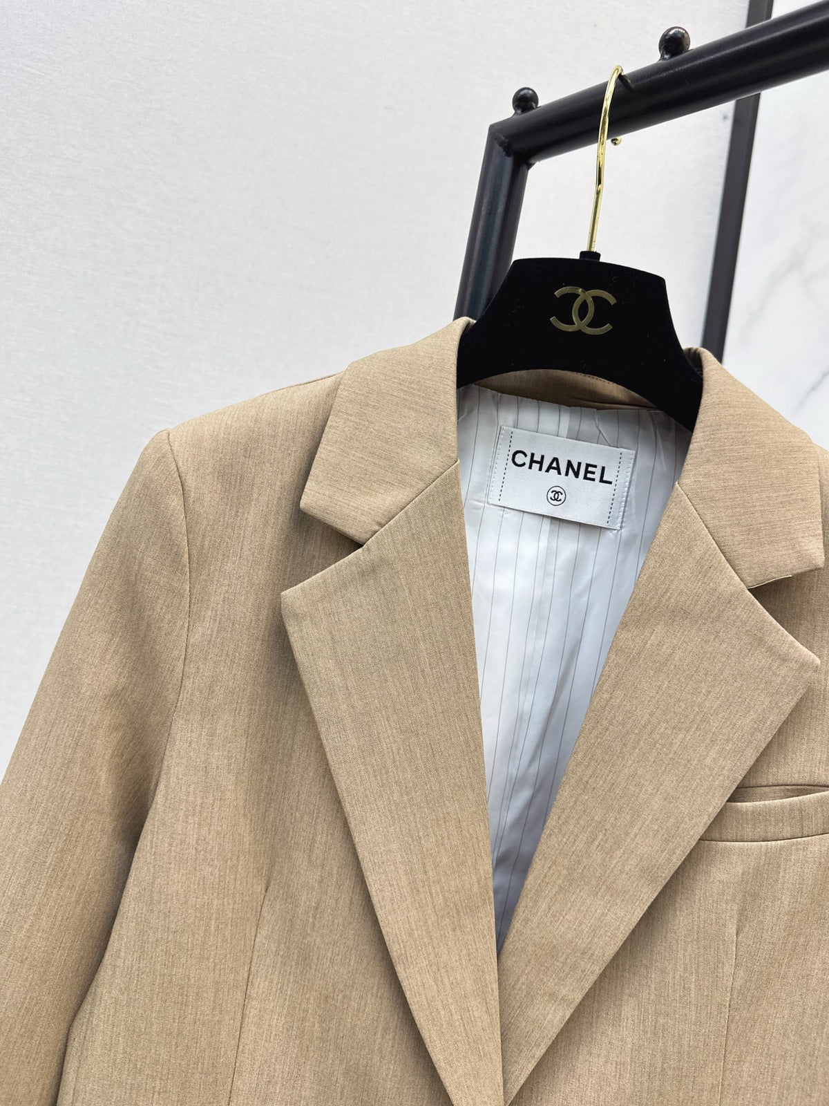 26FW New Blazer with Twisted Double-C Clasp 🤎