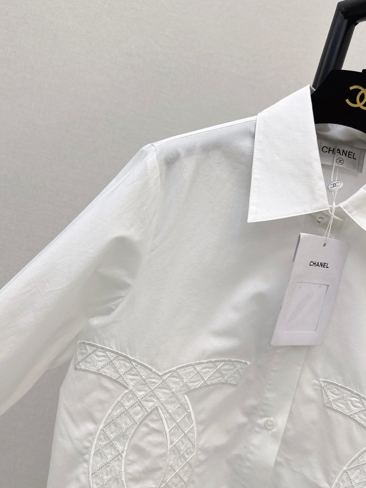 26FW New White Cropped Long-Sleeve Shirt 🤍
